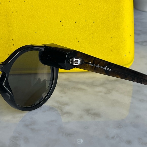 COPY - Snapchat Spectacles 1st Generation: Black - Picture 4 of 9